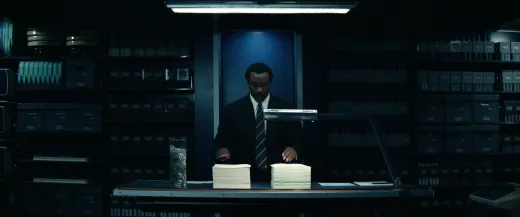 E6