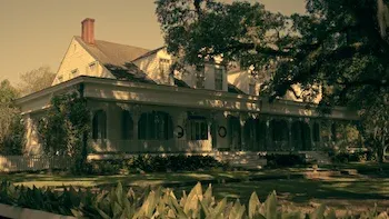 E2.File: Ghosts of Myrtles Plantation