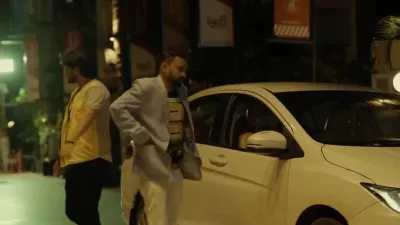 E8