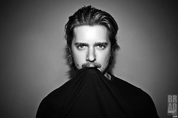 Drew Van Acker