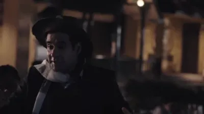 E4