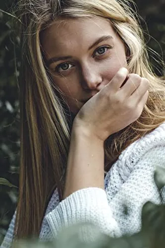 Caroline Lowe