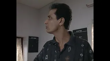 E142