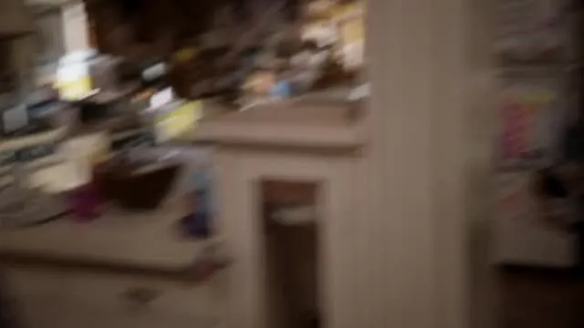 E10