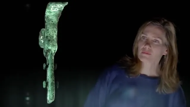 E6.The Dixon Relics