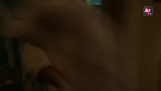 E1