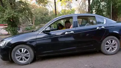 E472