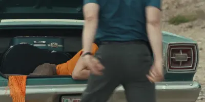 E4