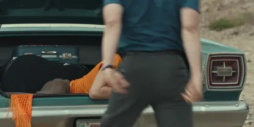 E4