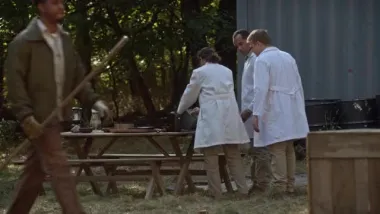 E7.Suitcases of Memories