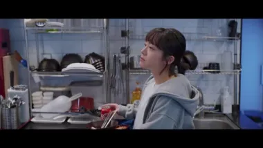 E4.What Did She Do with the Ring?