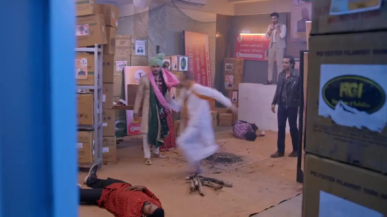 E258