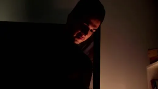 E8