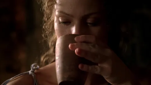 E8