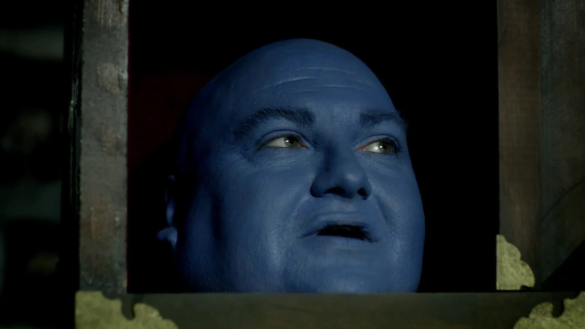 E13
