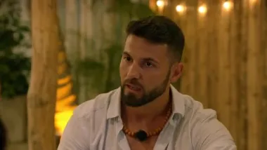 E5.Cards On the Table