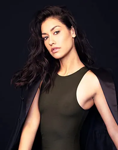 Janina Gavankar