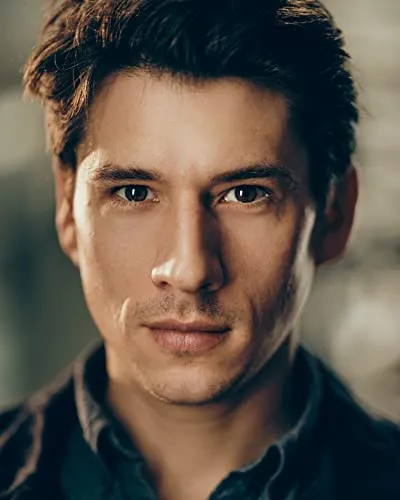 Maxim Reston