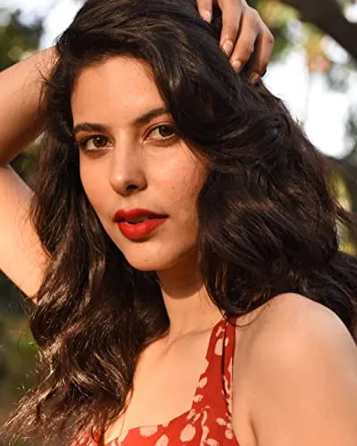 Saloni Khanna