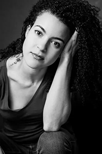 Leah Doz