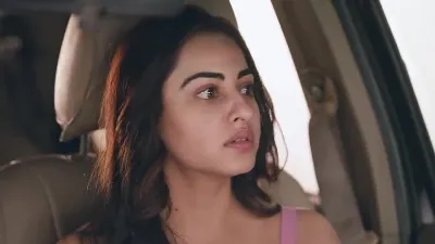 E44