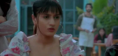 E4