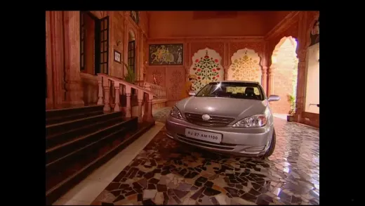 E83
