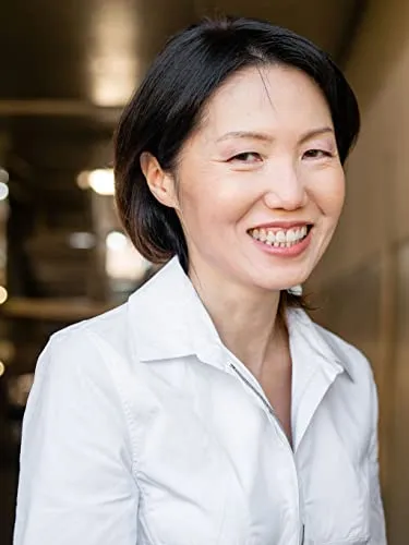 Crystal Lee