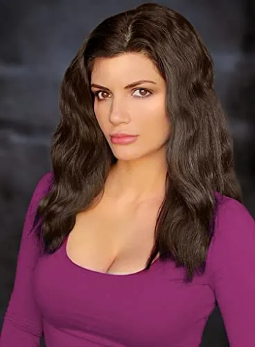 Angela Raya