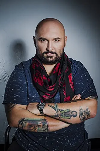 Patryk Vega