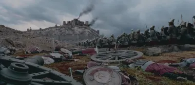 E3