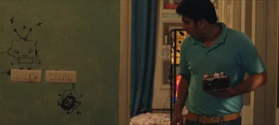 E4
