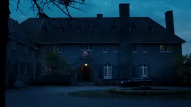 E12.The Family Business