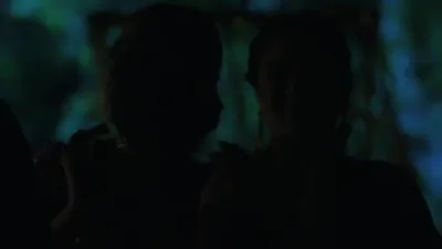 E966