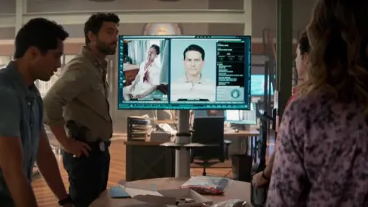 E6.The Tourist