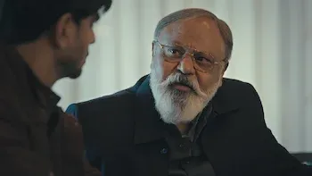 E3.Aage Kuan Peeche Khaai