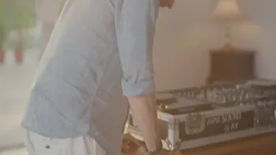 E21