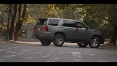 E7.The Hand That Rocks The Cradle