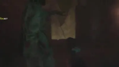 E1