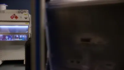 E2