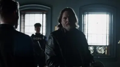 E14.A Dark Knight