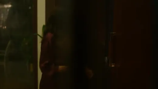 E4