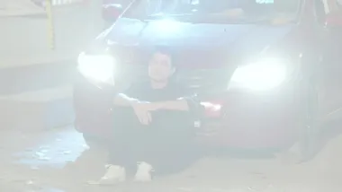 E944