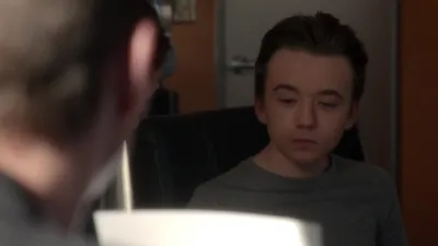 E22