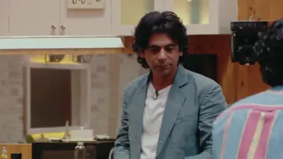 E2